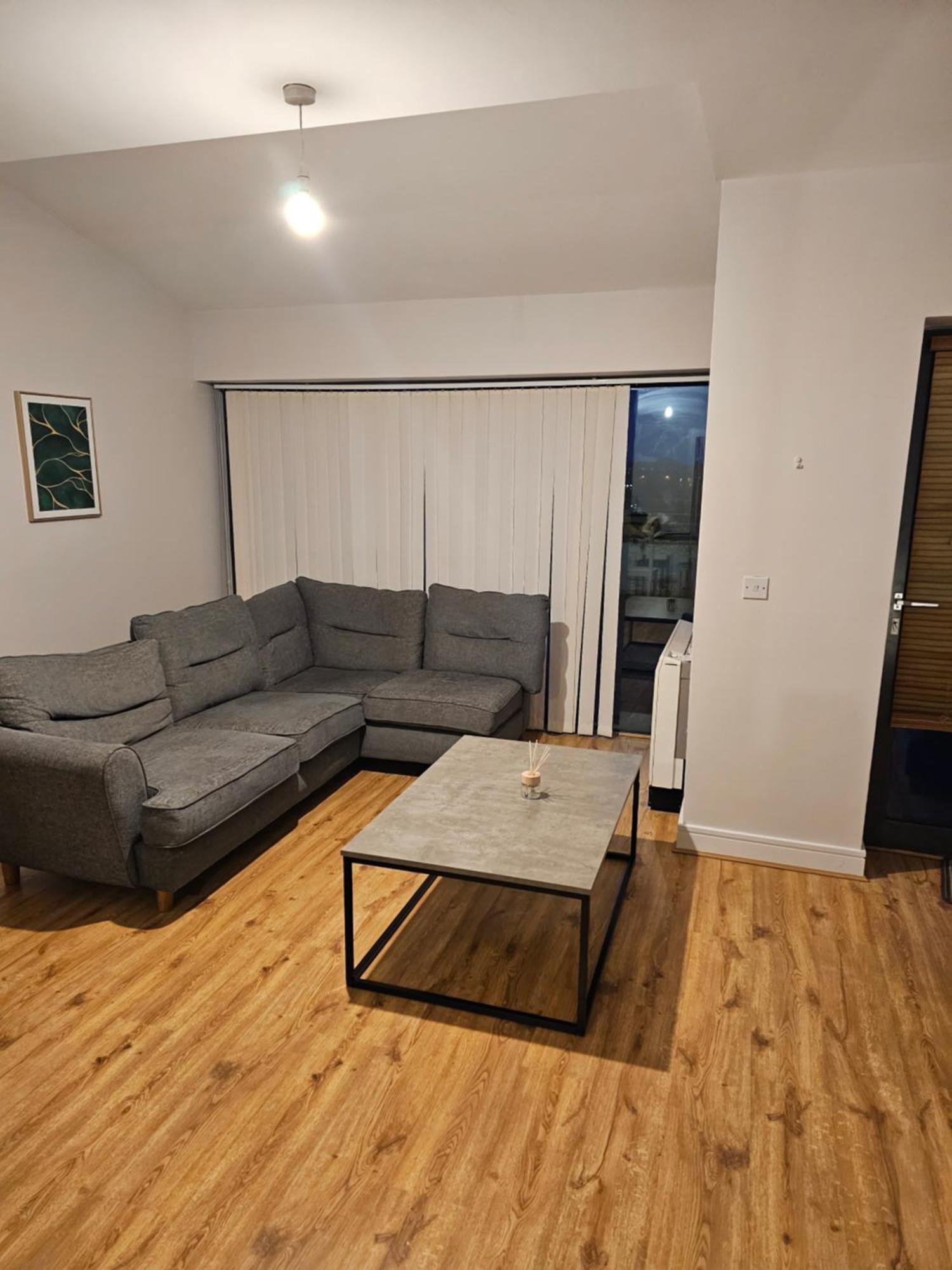 Cozy 2 Bedroom Apartment Kilkenny Extérieur photo